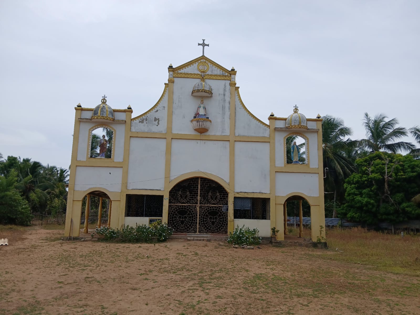 MANIYAM